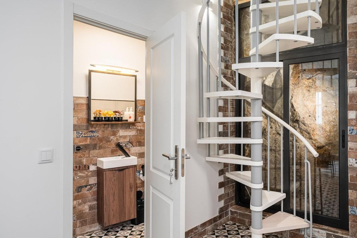Guestready - Serene Hideout In Downtown Porto Exterior photo